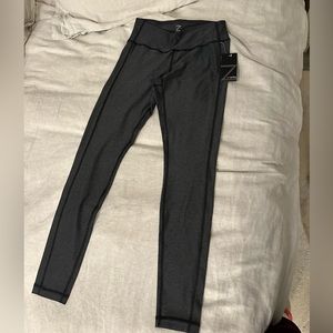 Zella women’s charcoal colored leggings